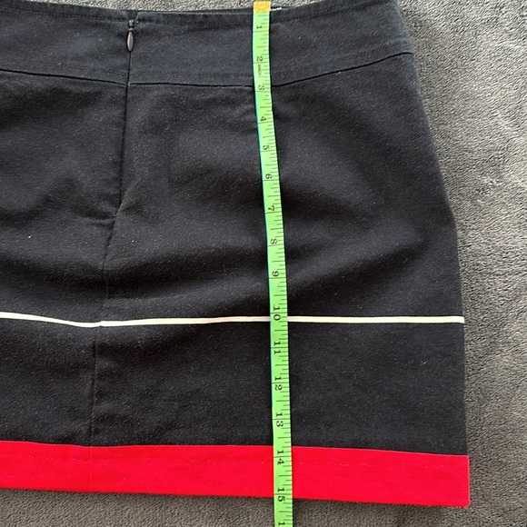 Talbots skirt- size 8 Blue, Red, White $10 - Picture 7 of 7
